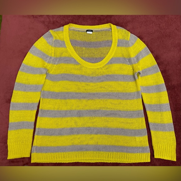 J.Crew Loose Knit Striped Yellow & Grey Sweater, Size Large, 100% Linen - Picture 7 of 7